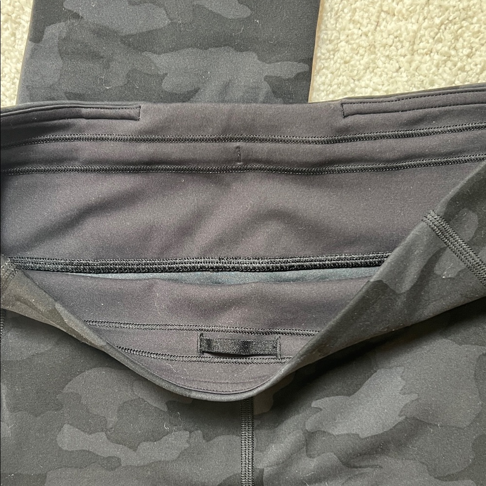 lululemon athletica Camo High-Waist Leggings - Picture 5 of 7